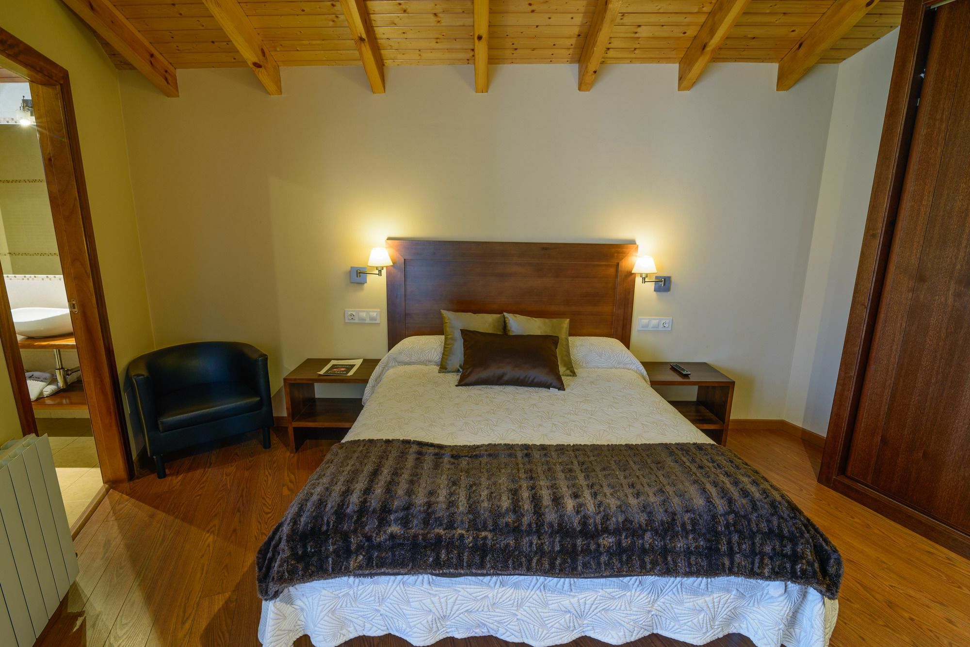 Casona De Llanorrozo Apartamentos Rurales Oviñana Buitenkant foto